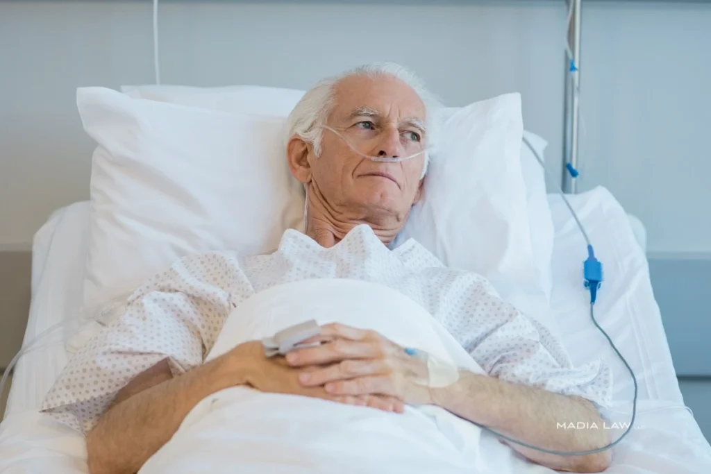 Elderly citizen admitted to hospital after unsual weight loss